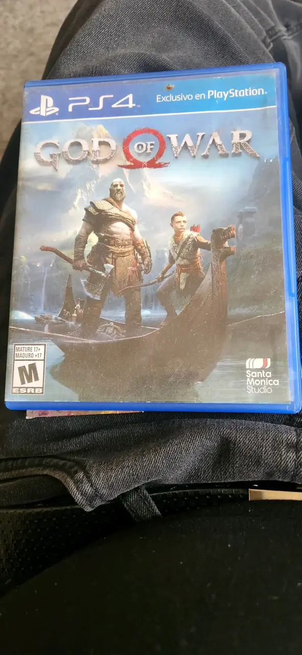 Vendo o permuto juegos ps4 - 1