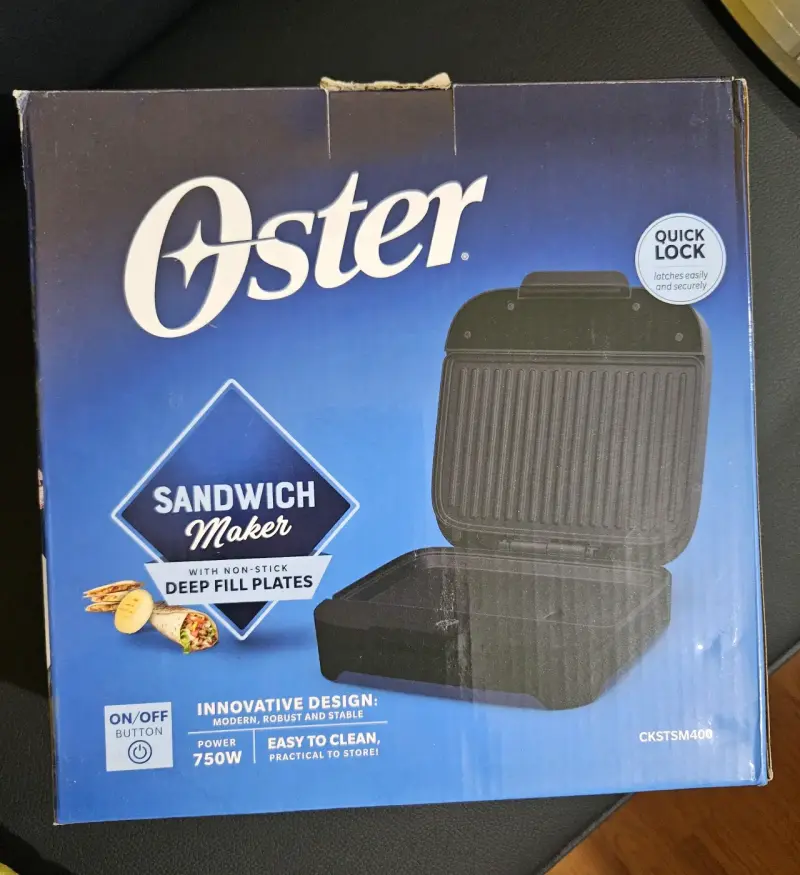 Sandwichera Oster con placas antiadherentes