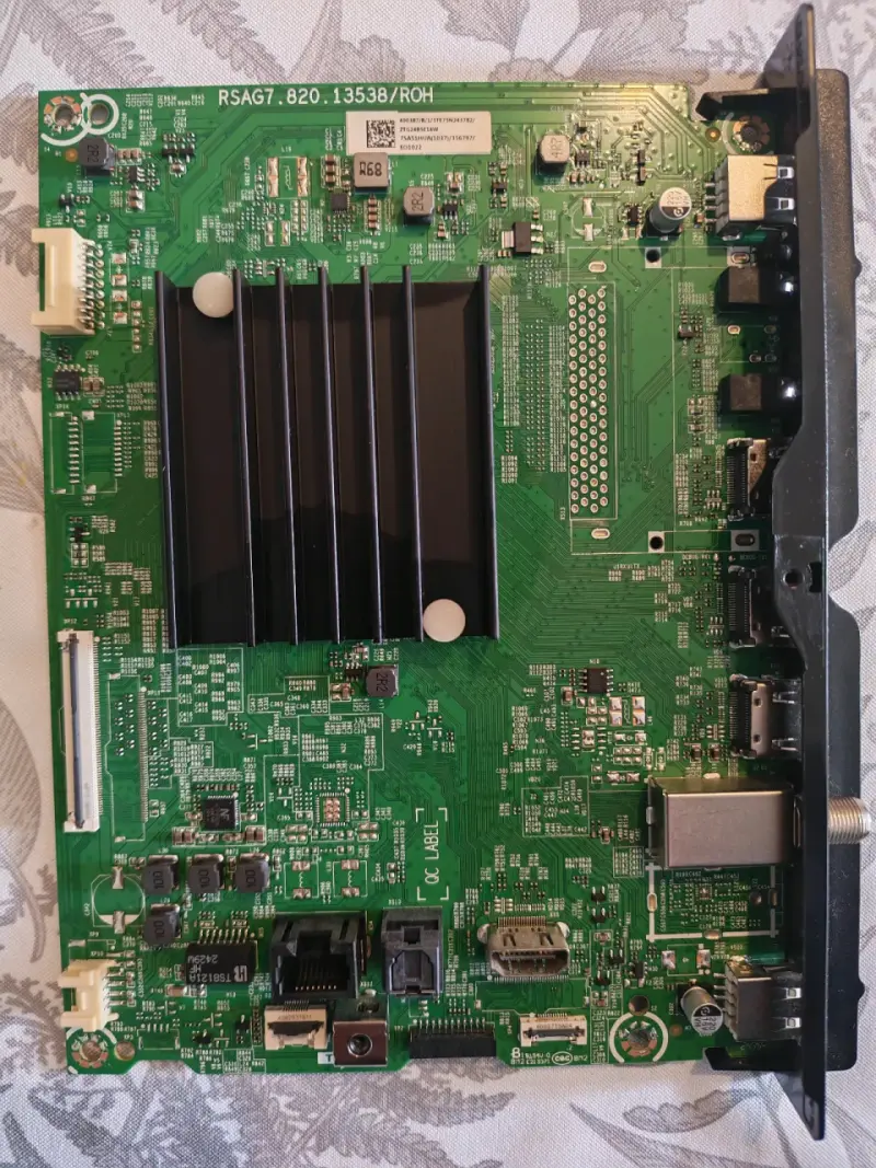 Tarjeta principal (Mainboard) Smartv HISENSE - 1