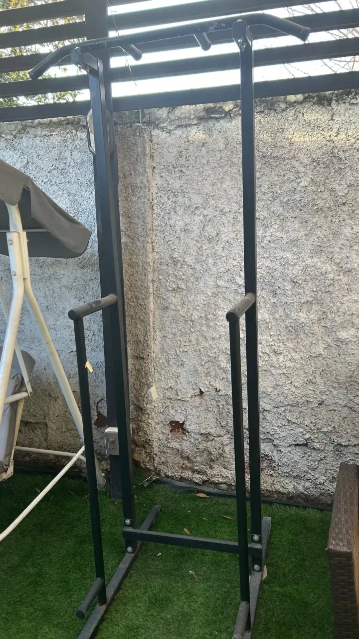 Torre de ejercicios multifuncional para entrenamiento