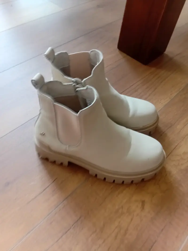 Botines blancos de cuero con suela gruesa - 2