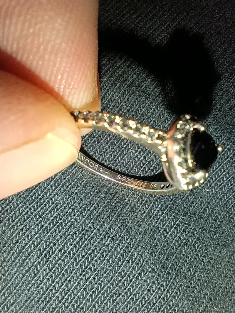 Anillo de plata con corazón de Pandora - 3