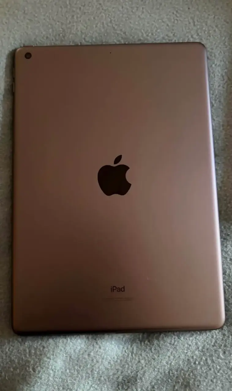 iPad Apple con teclado Bluetooth regalo lápiz rosa - 1