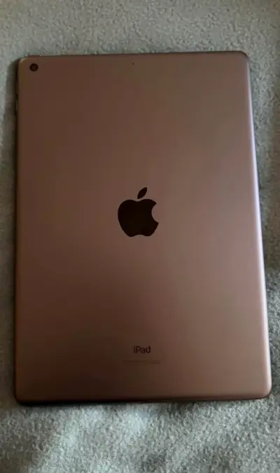 iPad Apple con teclado Bluetooth regalo lápiz rosa - miniatura 1