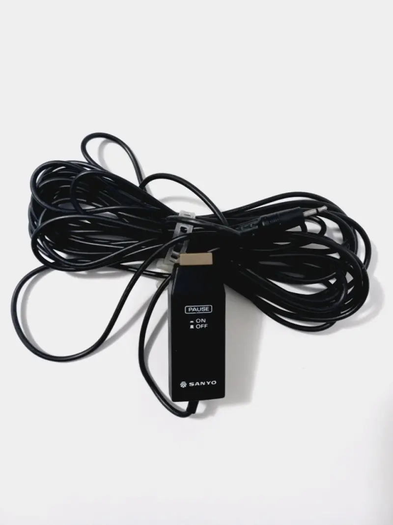 Control remoto Sanyo con Cable para Betamax - 1