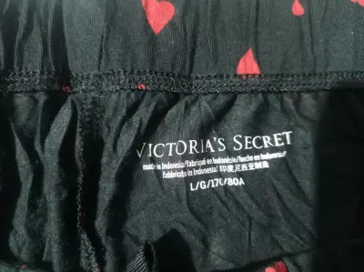 Shorts de dormir Victoria's Secret con corazones - miniatura 2