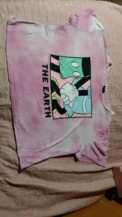 Polera tie-dye con diseño de Mickey - miniatura 1