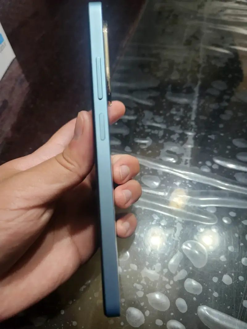 POCO C71 64GB / 3GB RAM - Color Gris - 4