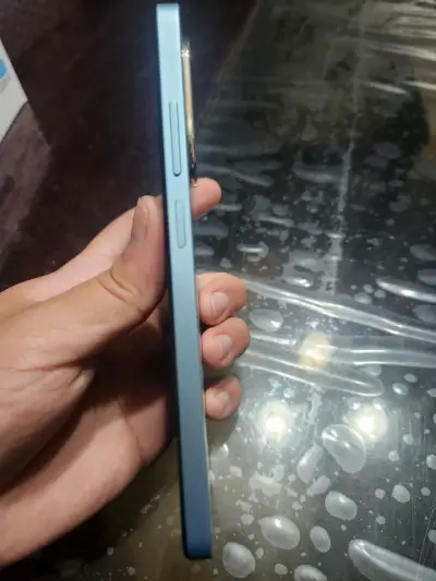 POCO C71 64GB / 3GB RAM - Color Gris - miniatura 4