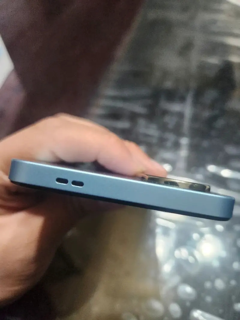 POCO C71 64GB / 3GB RAM - Color Gris - 5