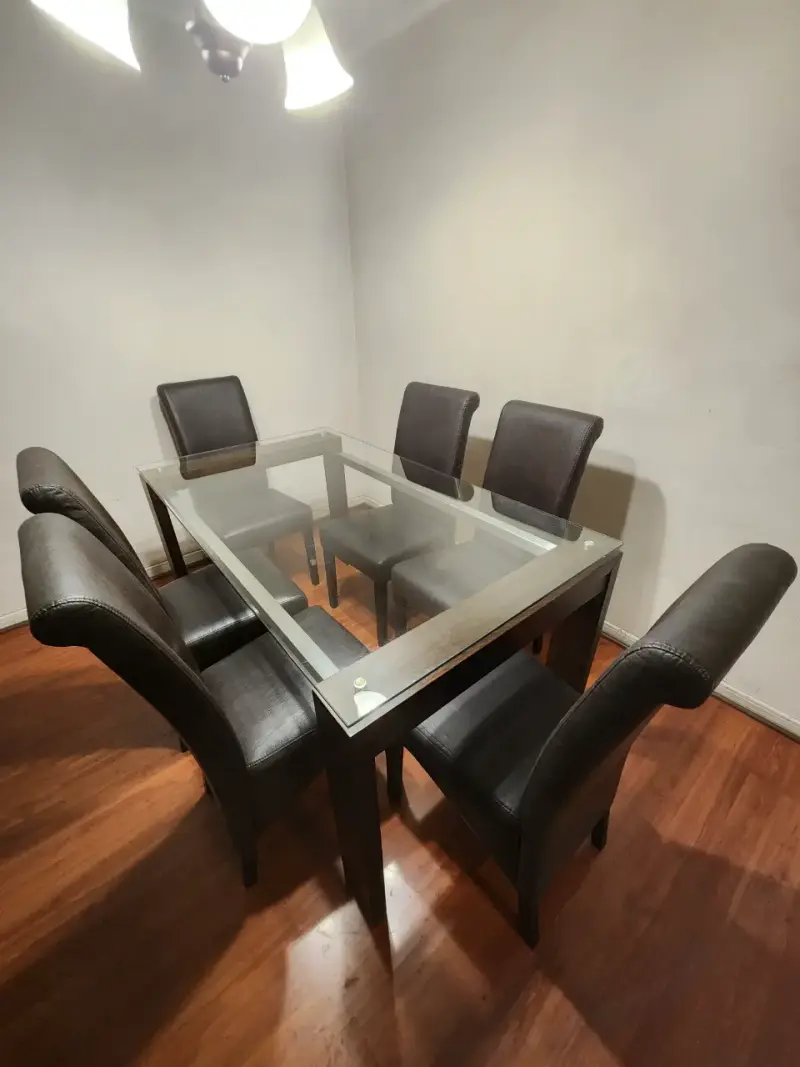 Mesa Comedor de vidrio madera y metal con 6 sillas - 3