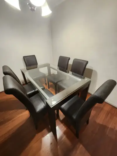 Mesa Comedor de vidrio madera y metal con 6 sillas - miniatura 3