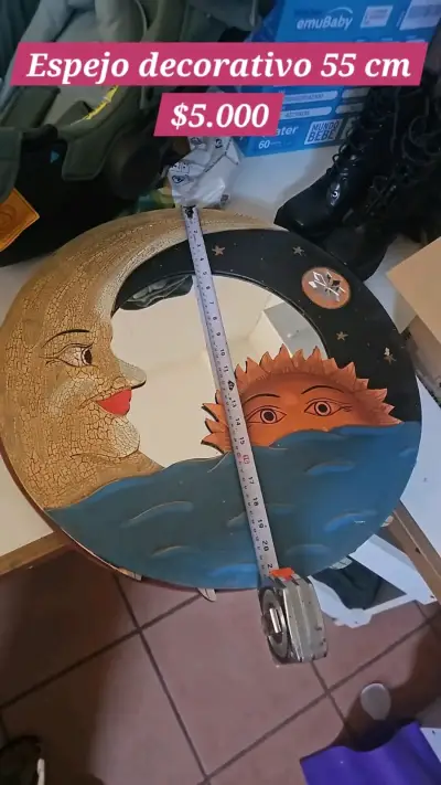 Espejo decorativo de pared con diseño artístico - miniatura 5