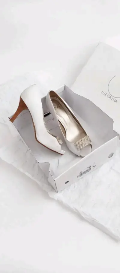 Zapatos de novia blanco con Brillo Luz Da Lua - miniatura 1