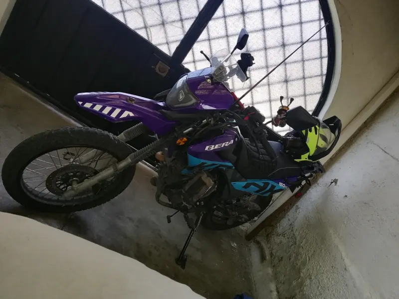 Moto Bera 150cc Enduro Morada - 1