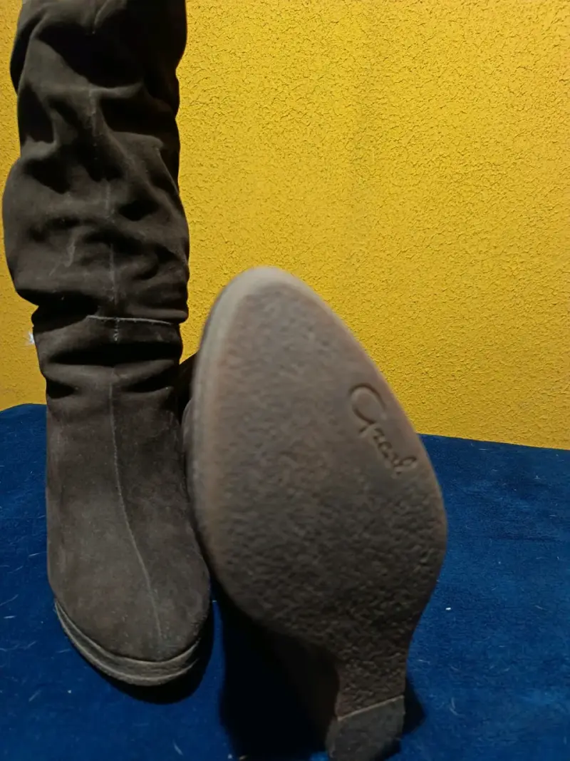 Botas de gamuza marrón con tacón alto - 3