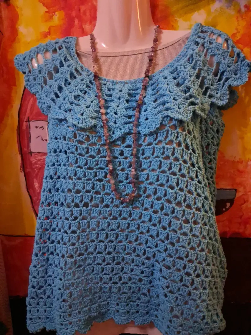 Conjunto de chalecos tejidos a crochet en varios colores - 4