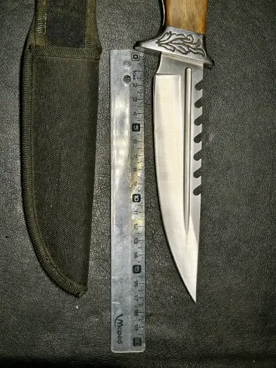 Cuchillo de caza con funda y mango de madera - miniatura 2