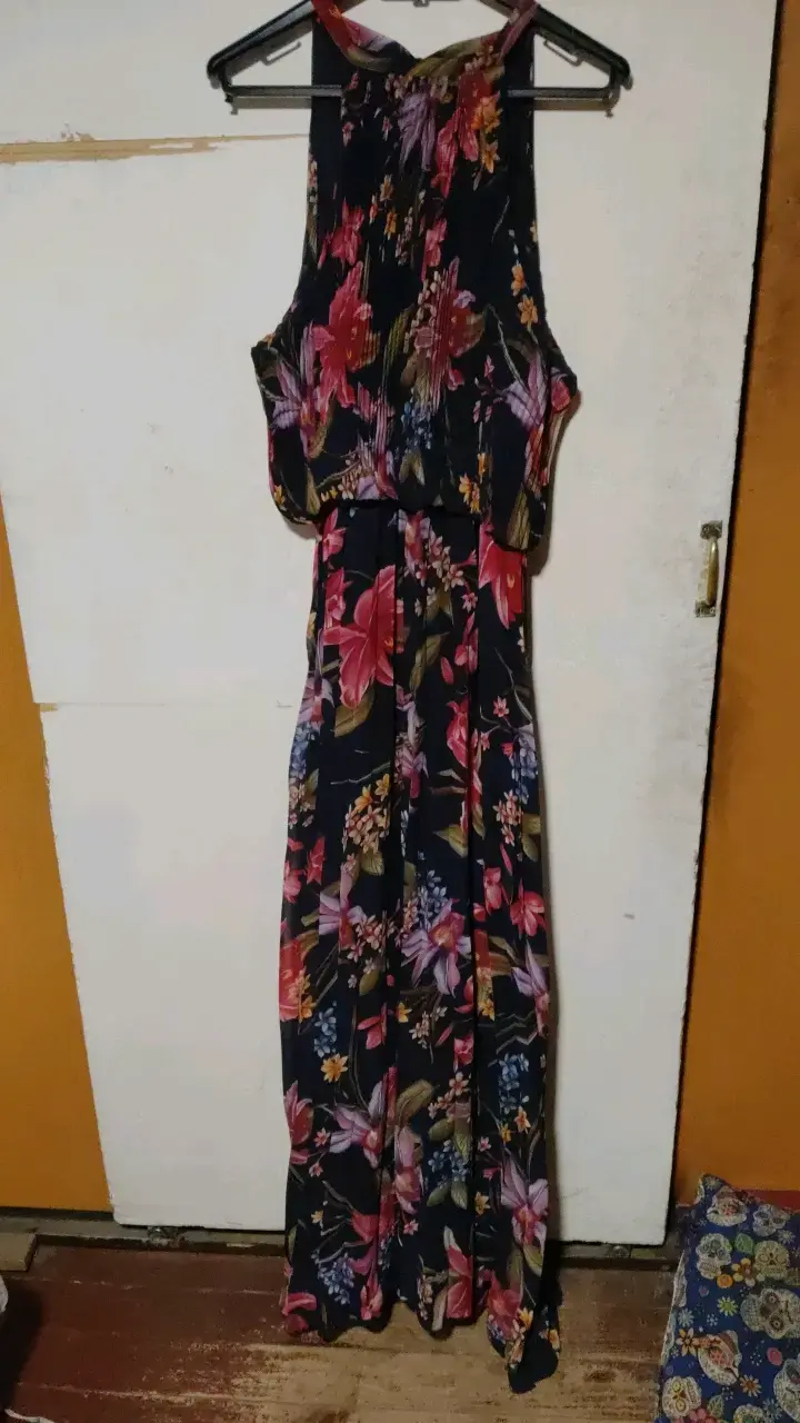 Vestido largo floral sin mangas - 1