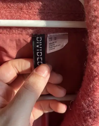 Abrigo de lana rosa para mujer - miniatura 4