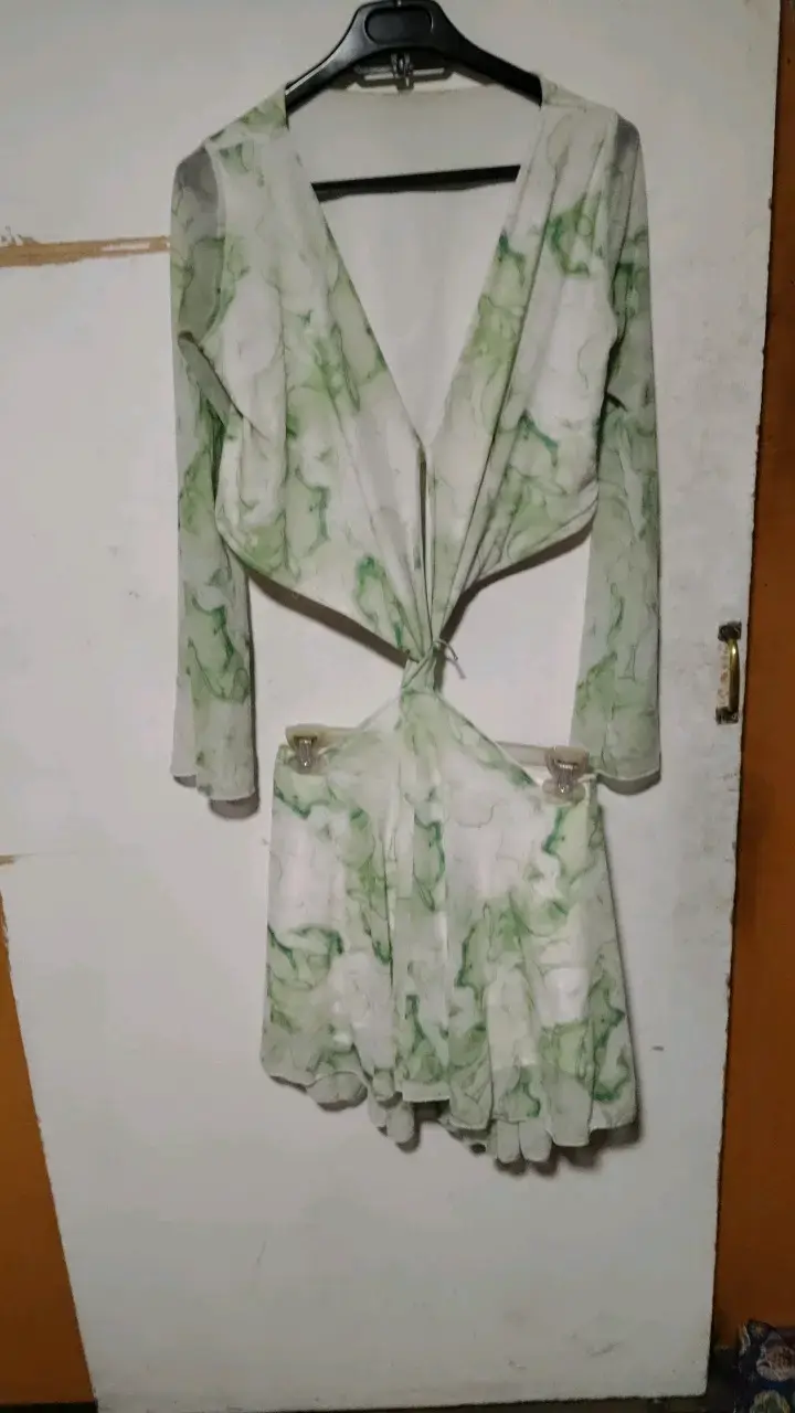 Conjunto de dos piezas estampado verde y blanco