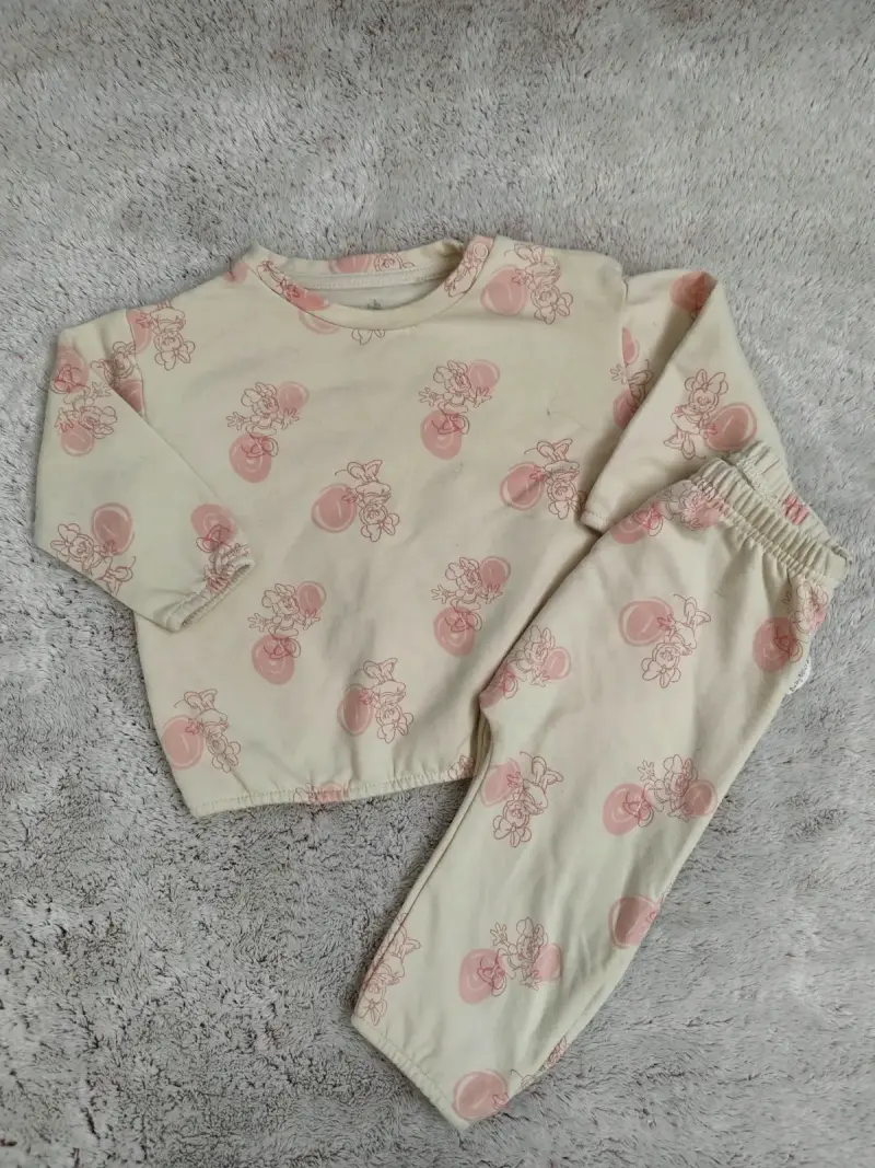 Conjunto de ropa - 2