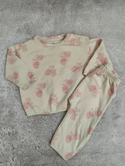 Conjunto de ropa - miniatura 2