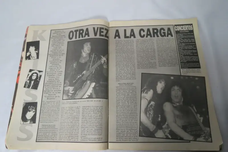 Revista Metal con póster de Metallica y artículos de Bon Jovi - 6