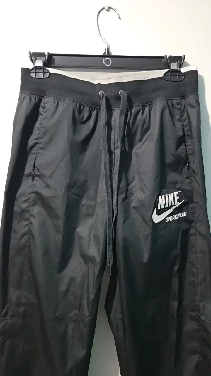Pantalones deportivos Nike negros - 4