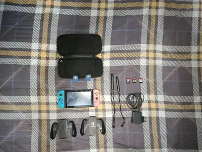 Vendo consola nintendo switch 1 (DISPLAY MALO). - miniatura 1