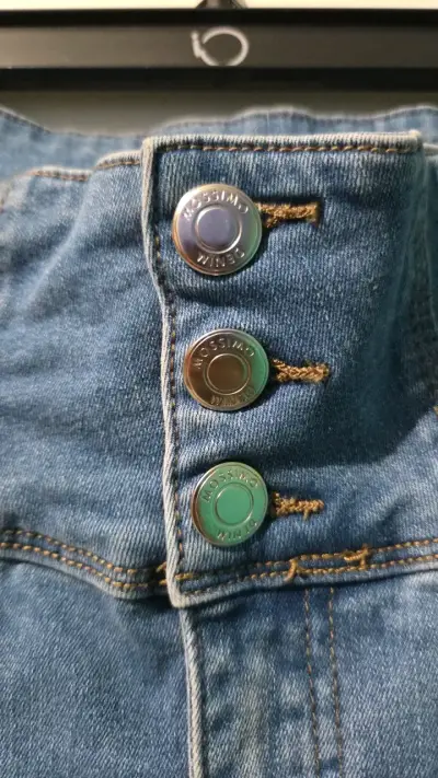 Jeans de tiro alto azul para mujer - miniatura 4