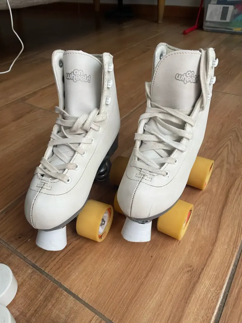 Patines 4 ruedas - 2
