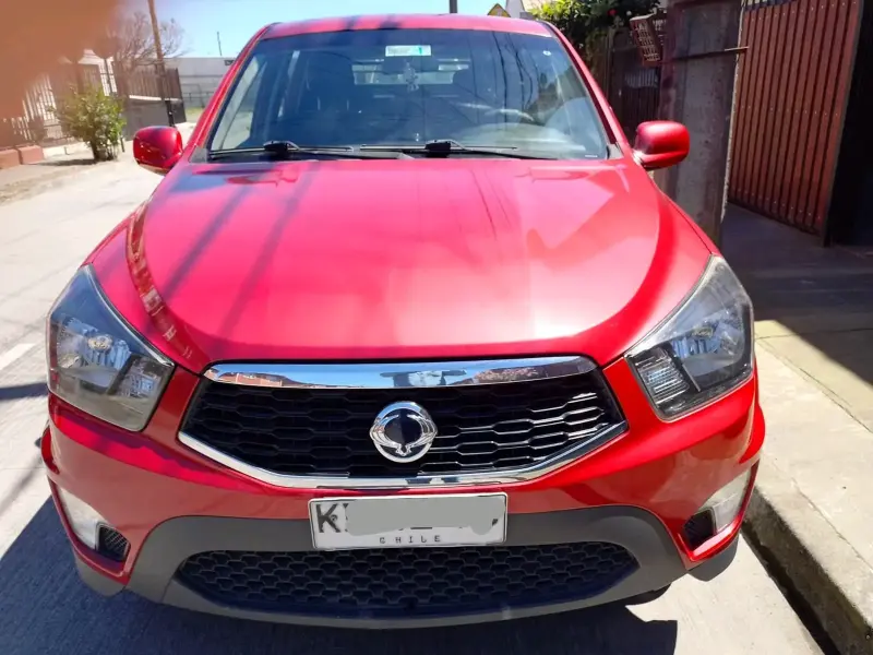 Camioneta SsangYong Actyon Sports Roja en Buen Estado - 1
