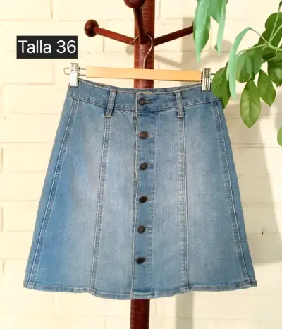 Falda de mezclilla con botones talla 36 - miniatura 1