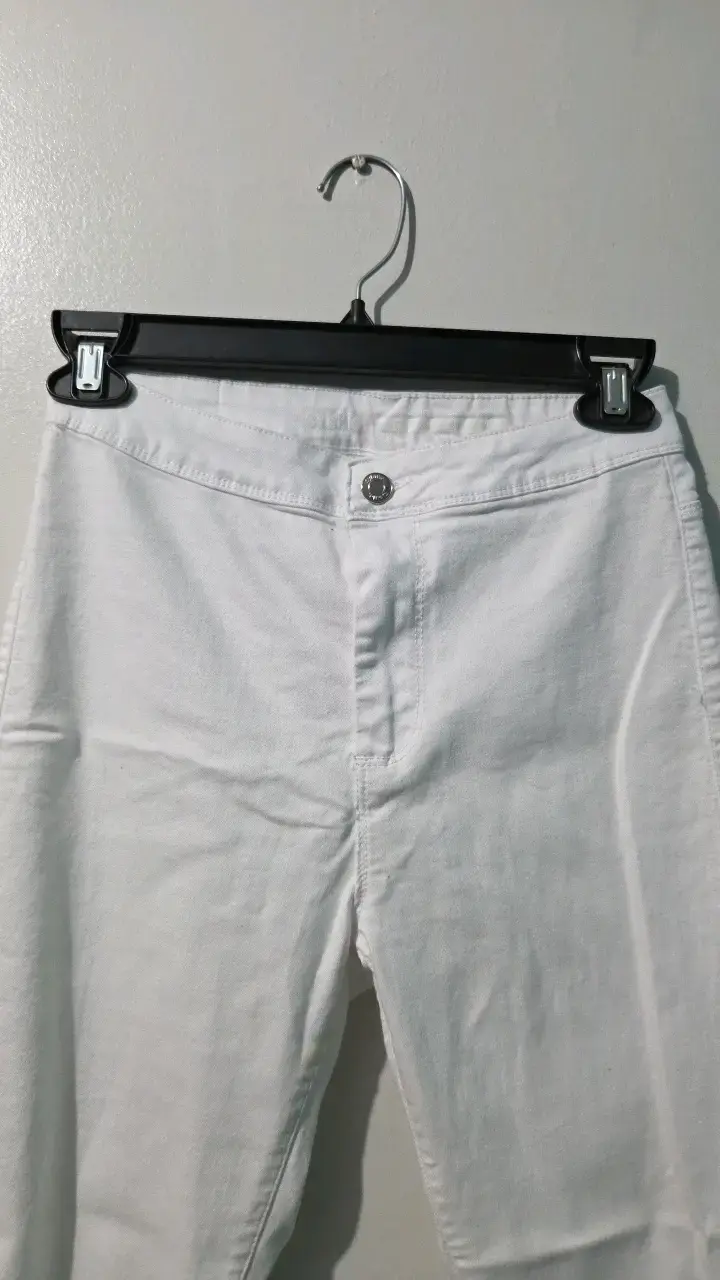 Pantalones blancos Sybilla modelo Kate