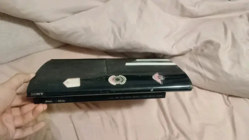 Consola PlayStation 3 Slim Negra Usada - 2
