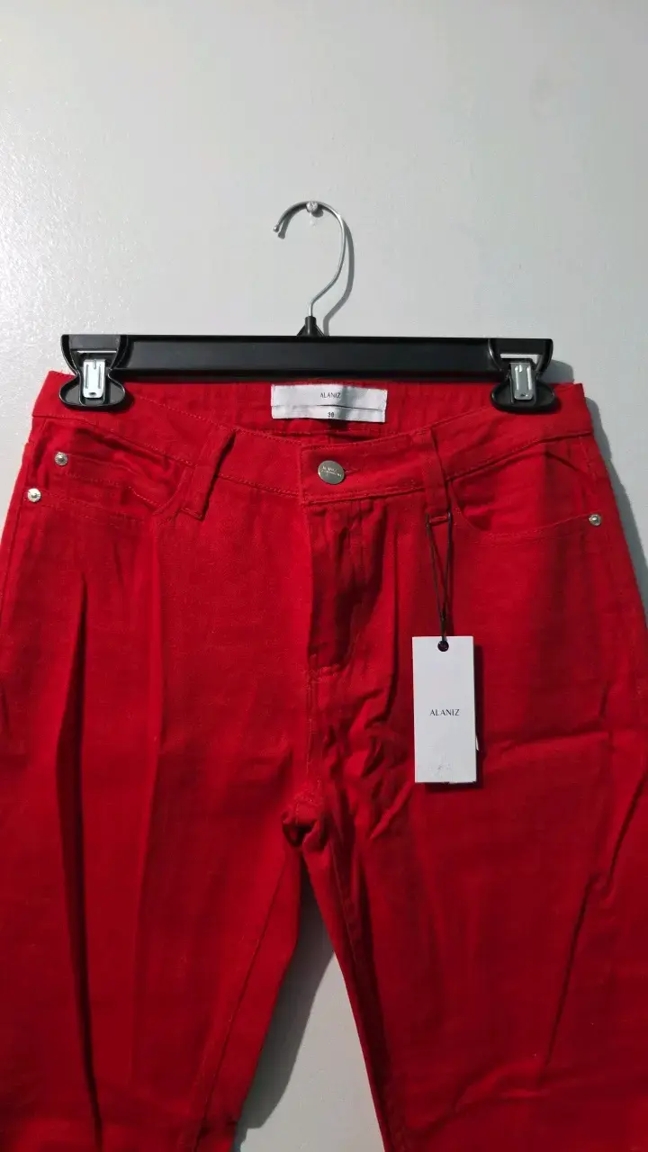 Pantalones rojos Alaniz talla 38