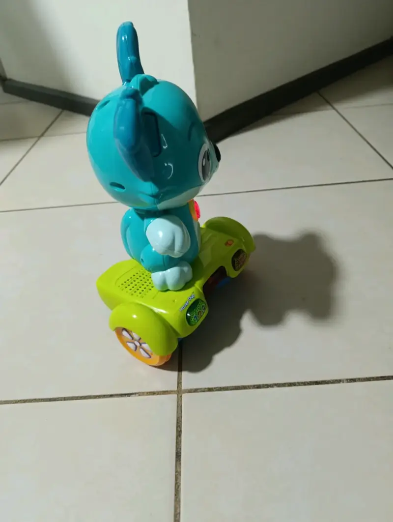 Juguete interactivo perro azul VTech - 2