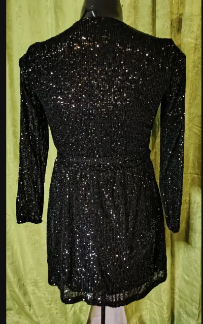 Vestido negro de lentejuelas elegante - miniatura 3