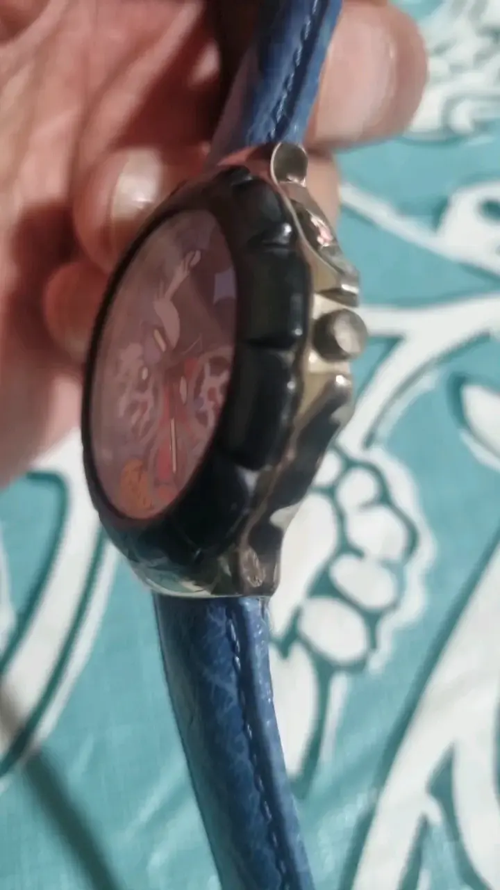Reloj de pulsera Disney con diseño de personaje - 5