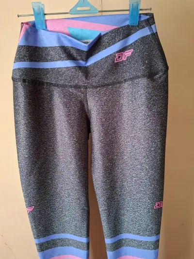 Leggings  con Diseño Geométrico - miniatura 5