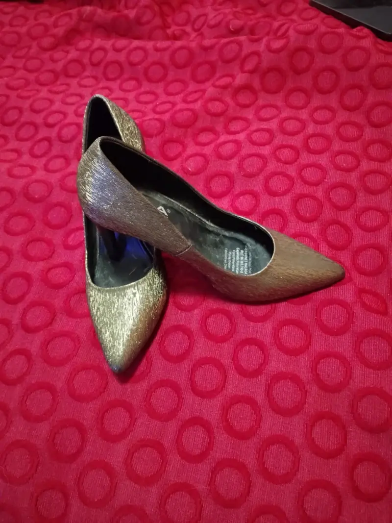 Zapatos de tacón dorados EDA MANZINI Mujer - 1