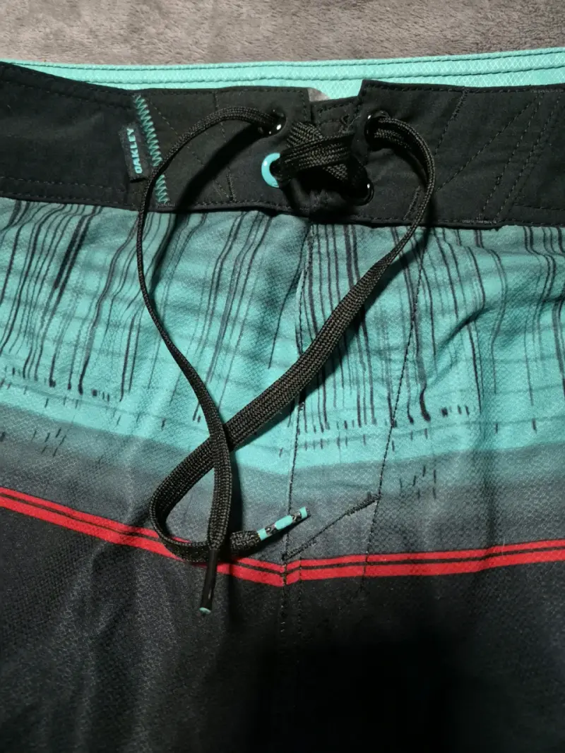 Shorts de baño Oakley para hombre talla 38 - 3