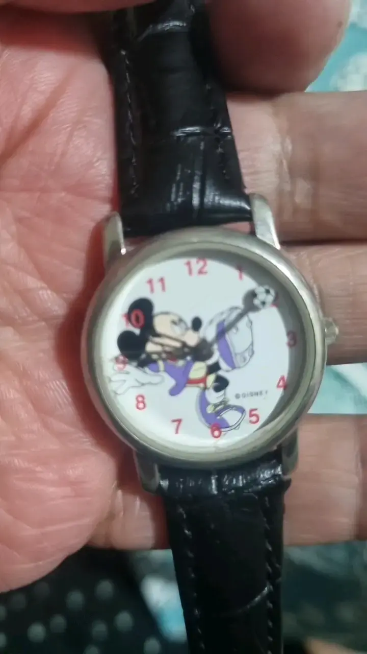Reloj de pulsera Disney con Mickey Mouse - 3