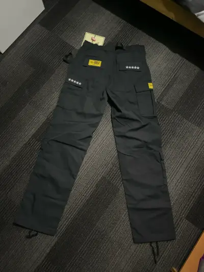 Pantalon corteiz talla XL fit L - miniatura 2