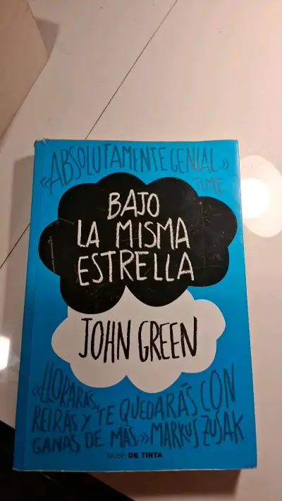 Libro Bajo la Misma Estrella de John Green - miniatura 1
