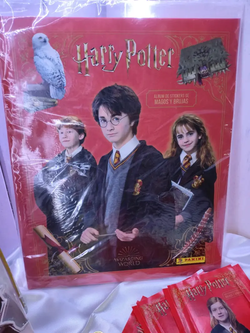 Set de Coleccionables Harry Potter con Muñeco y Álbum - 3