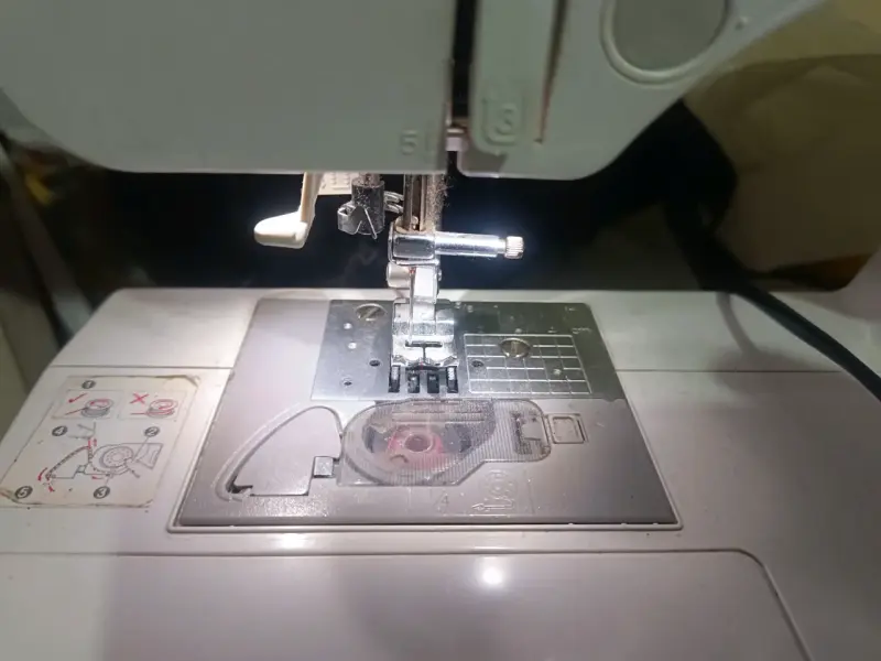 Máquina de Coser Brother CS6000i con Pantalla LCD - 5