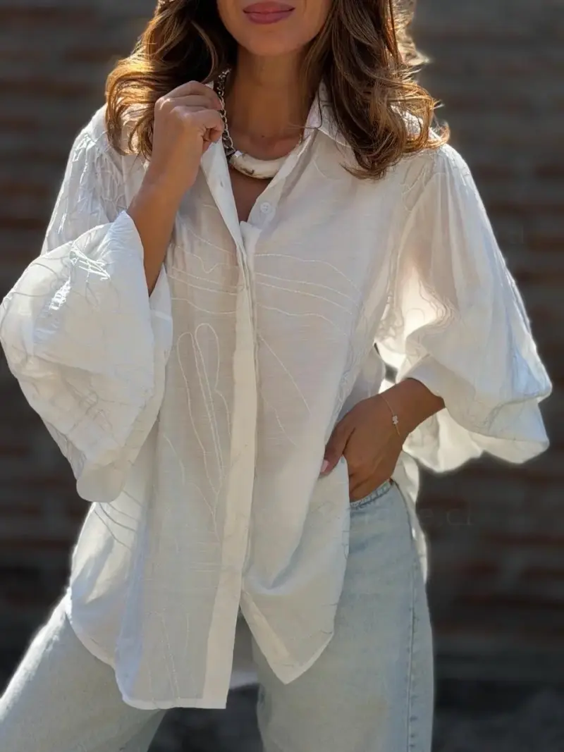 Blusa de mujer con bordado floral en varios colores - 1