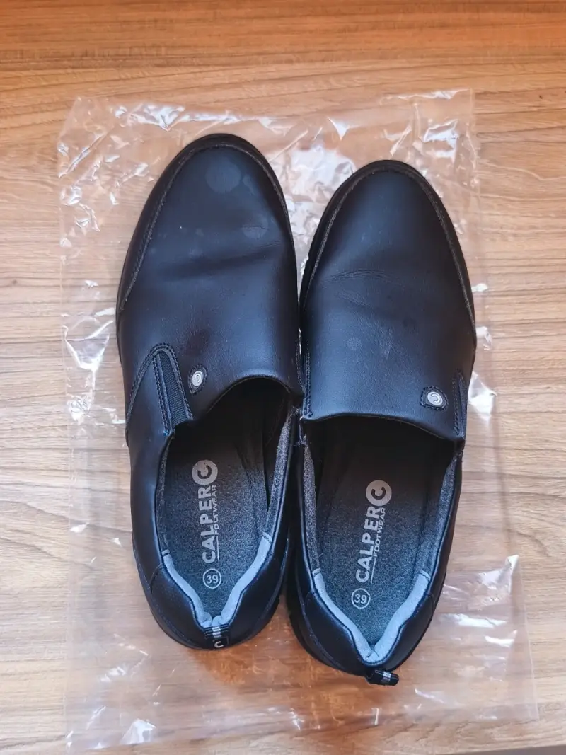 Zapatos negro Calper talla 39